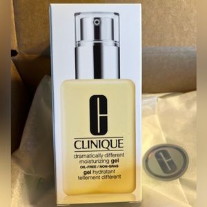 Clinique Dramatically Different Moisturizing Gel Moisturizer 4.2oz w/ Pump NEW
